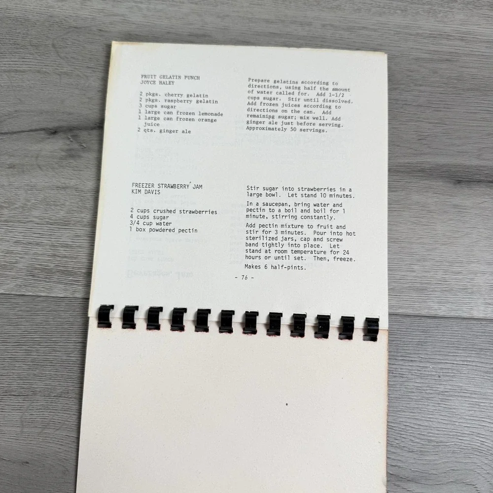 The 2nd Well-FED Cookbook Employees' Council Federal Reserve Spiral Red Vintage